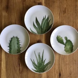 Lote de 4 Platos de Cerámica con Diferentes Plantas